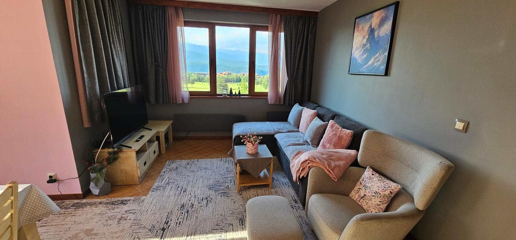 Green Peaks Suite In Pirin Golf & County Club Ράζλογκ Εξωτερικό φωτογραφία